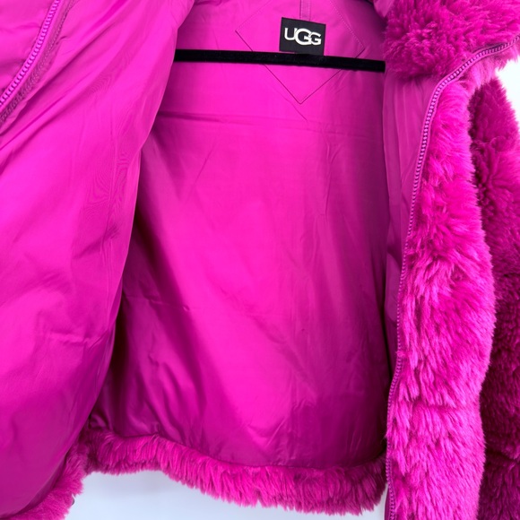 UGG Pink Faux Fur Teddy Jacket Coat Hooded Size M NWT - Picture 6 of 7